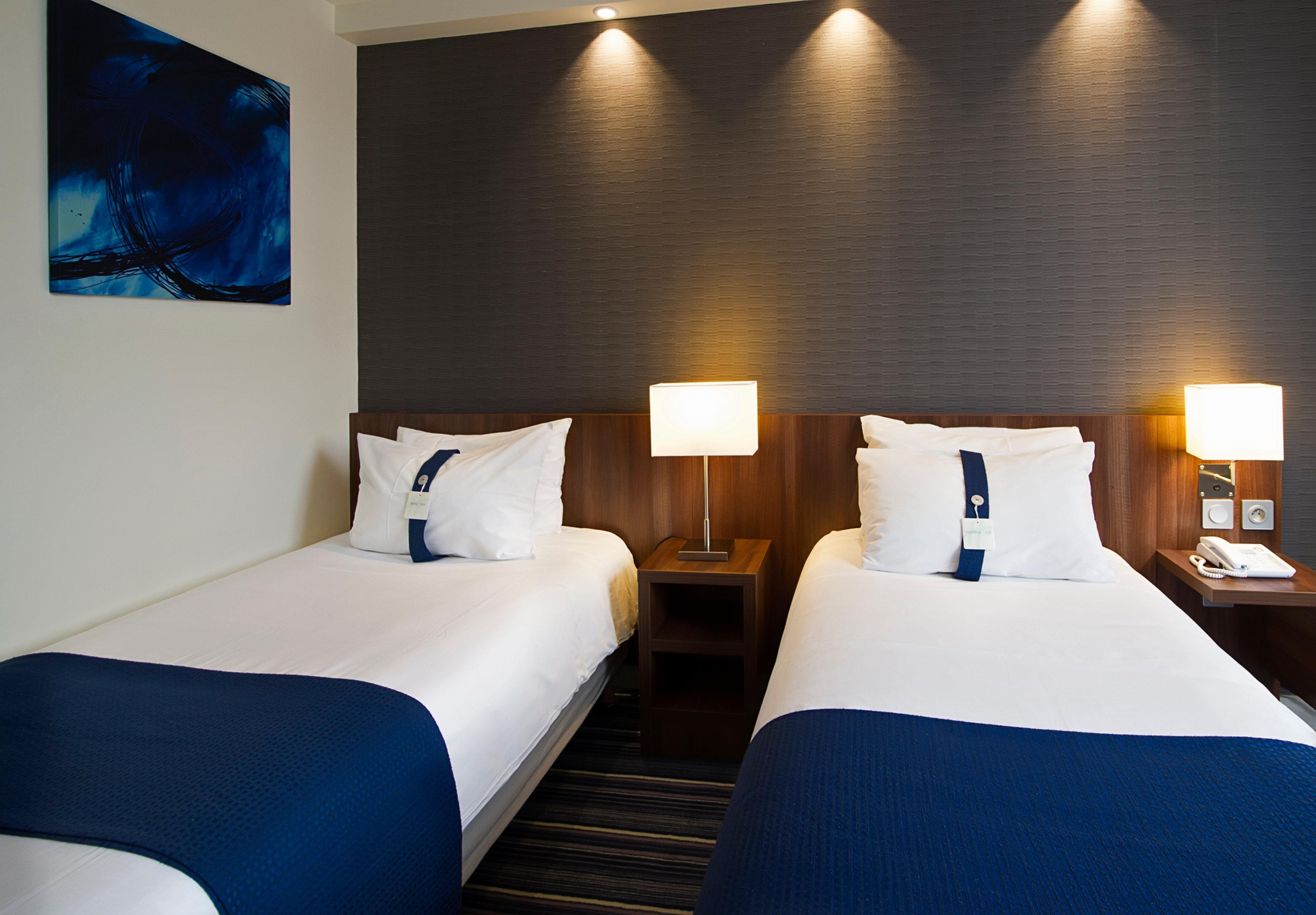 Holiday Inn Express Lille Centre By Ihg Екстериор снимка