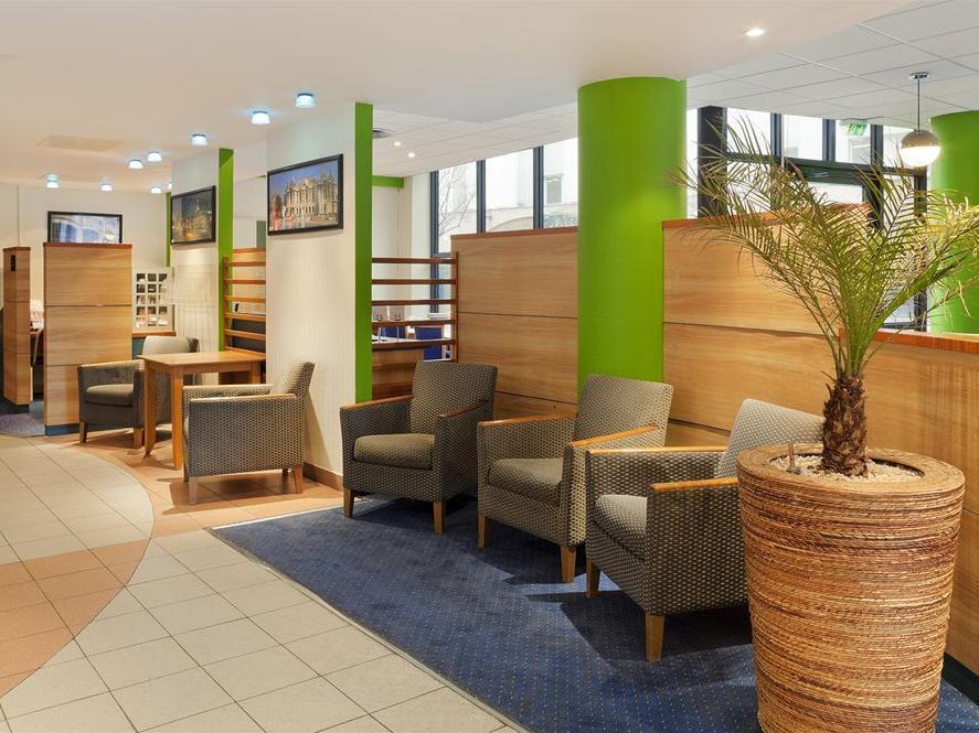 Holiday Inn Express Lille Centre By Ihg Екстериор снимка