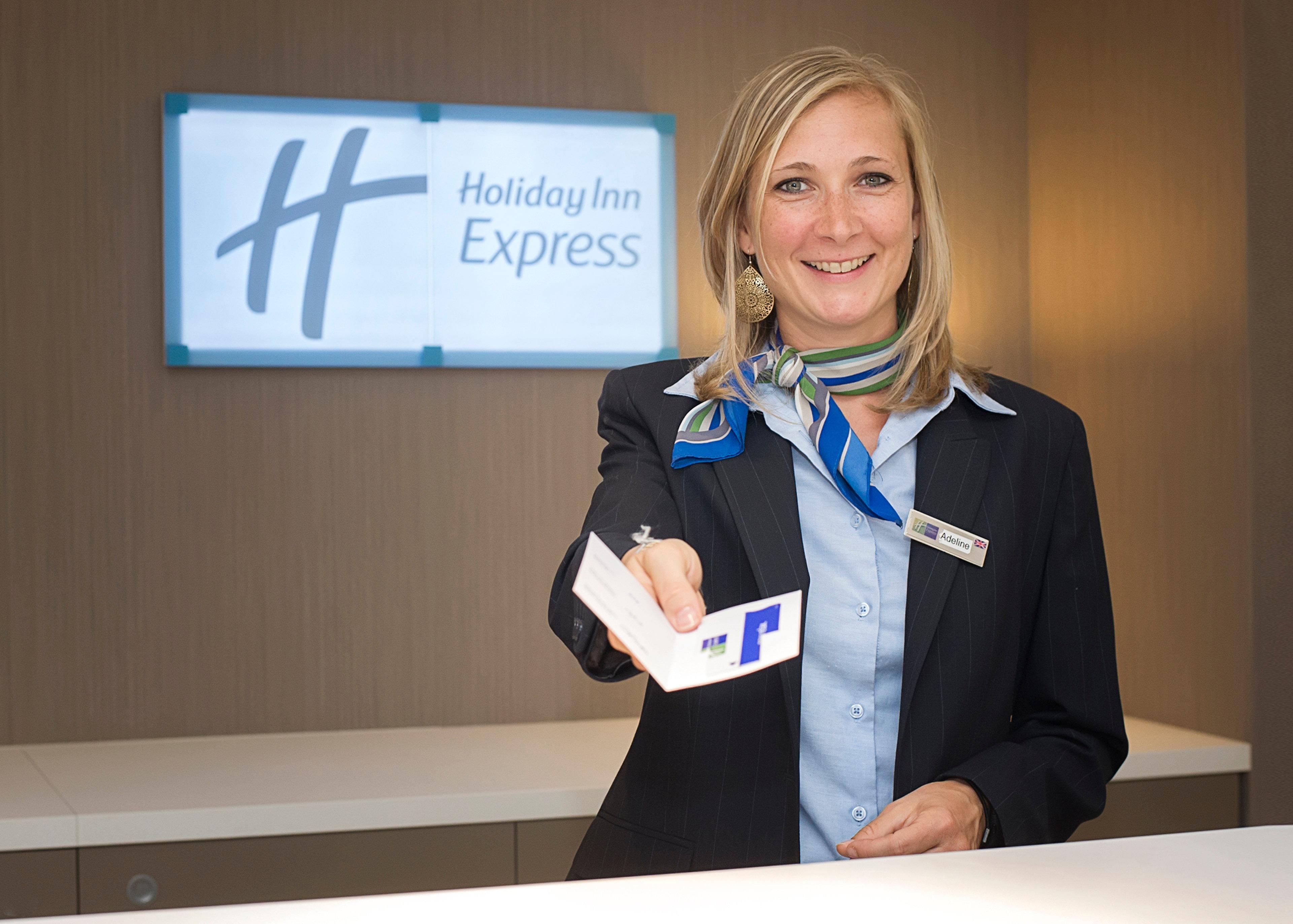 Holiday Inn Express Lille Centre By Ihg Екстериор снимка