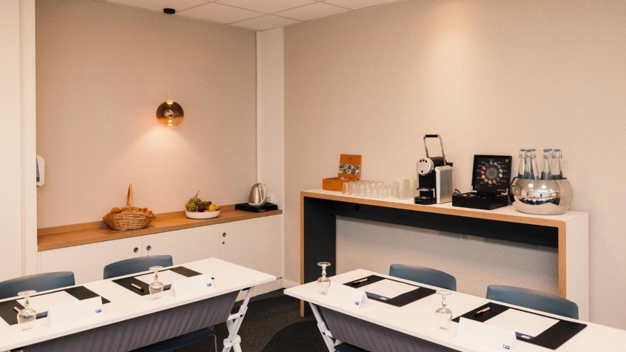 Holiday Inn Express Lille Centre By Ihg Екстериор снимка