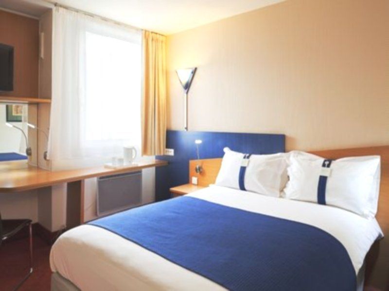 Holiday Inn Express Lille Centre By Ihg Екстериор снимка